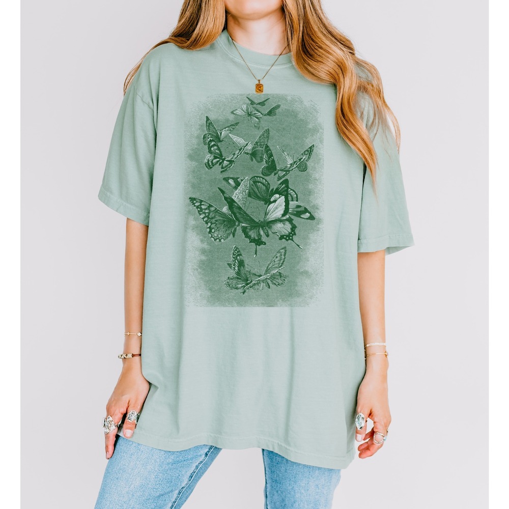 Minimalist butterfly sketch Graphic Tee Solid Design